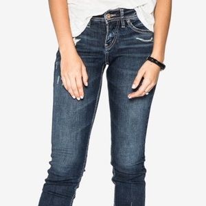 Silver Jean Co. Suki Capri Jeans